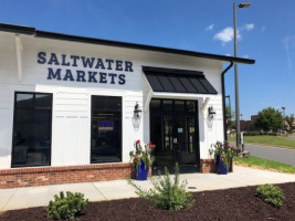 Saltwater Markets outside