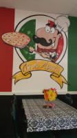 Rodericks Pizza inside