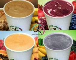 Emerald City Smoothie food