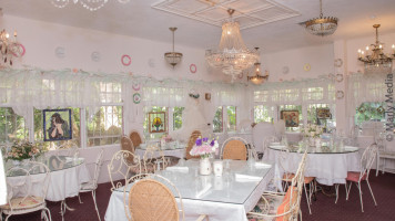 Tea Room At Cauley Square inside