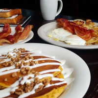 Home Town Breakfast Grill food