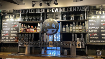 Brues Alehouse Brewing Co. inside