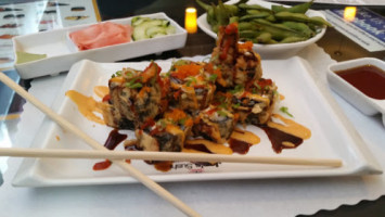 Joe's Sushi food