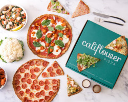 Califlower Pizza (hollywood) food