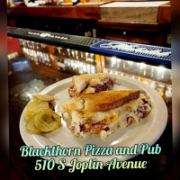 Blackthorn Pizza Pub food