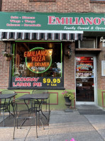 Emiliano's Pizza inside