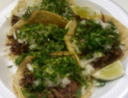 Daniel's Taco Shop food