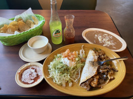 Los Toritos Mexican food