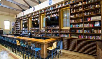 School House Kitchen And Libations food