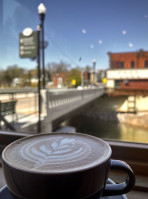 Broad Porch Coffee food