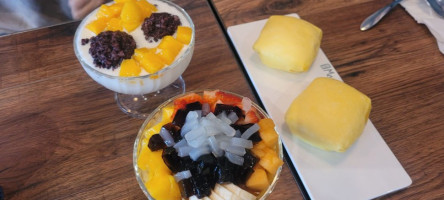 Mango Mango Dessert food