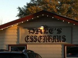 Dale's Essenhaus outside