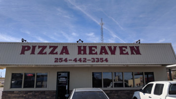 Pizza Heaven outside