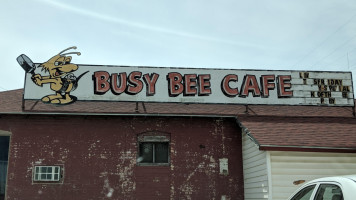 Busy Bee Cafe outside