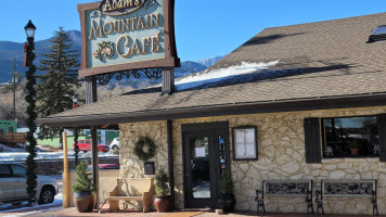 Adam’s Mountain Cafe outside