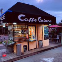 Caffe Veloce outside