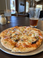 Rock Creek Tavern Pizzeria food