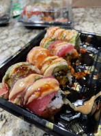 Izu Sushi And Poke food