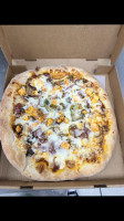 Avent Ferry Pizza food