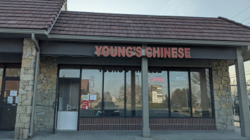 Young's Chinese outside