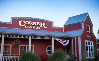 Corner Cafe Riverside outside