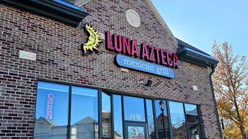 Luna Azteca Mexican Grill outside