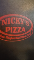 Nicky's Pizza food