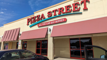 Pizza Street outside