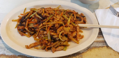 Yufeng Asian Cuisine food