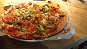 Mod Pizza food