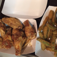 Wing Wagon food