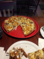 Minsky's Pizza food