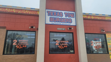 Texas Tom Burger inside