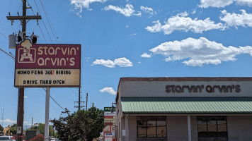 Starvin' Arvin's food