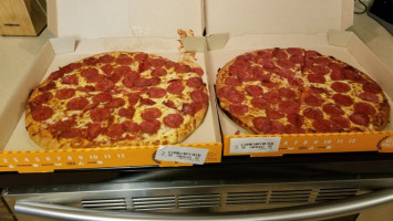 Little Caesars Pizza food