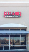 Steak-out Montgomery outside