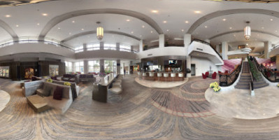 Le Bar At Pullman Miami Airport Restaurant inside