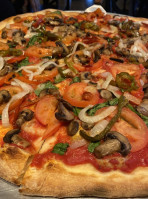 Toscany's Coal Oven Pizza food