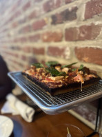 Emmy Squared Pizza: West Midtown Atlanta, Georgia food