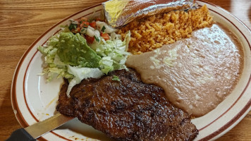 El Mariachi food