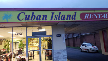 Cuban Island inside