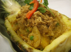 Marnee Thai Restaurant food