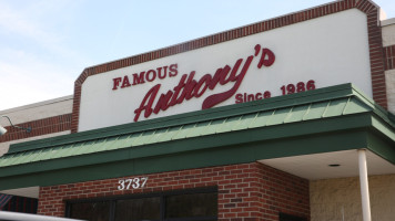 Famous Anthony's 460 outside