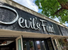 Devil's Food Bakery outside