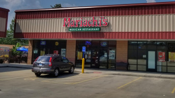 Mariachi's Mexican And Cantina outside