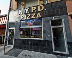 New York Pizza outside