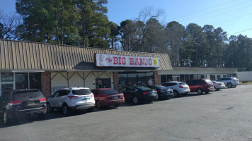 Big Banjo Pizza Parlor outside