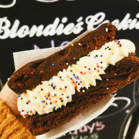 Blondie's Cookies food