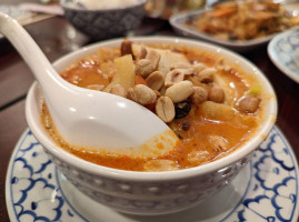 Sa-ing Thai Cuisine food
