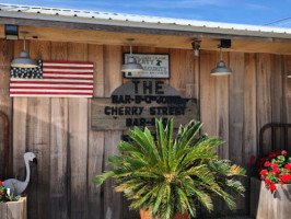 Cherry Street Bar-b-q Restaurant outside